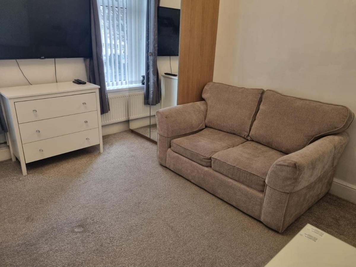 Private Luxury Double Room In Cardiff Exterior foto